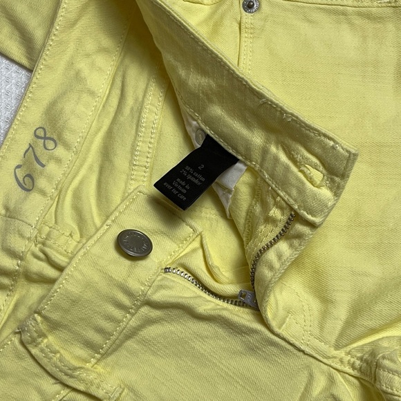 THE LIMITED 678 Denim Garment Dyed Ankle Jeans Ankle Zipper in Chamomile Size 2 - Picture 8 of 8